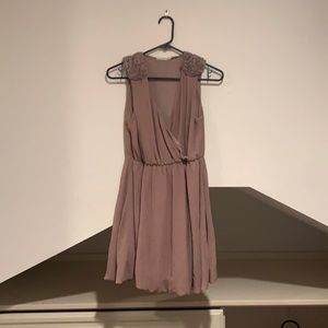 Super cute beige/pink creme colored dress